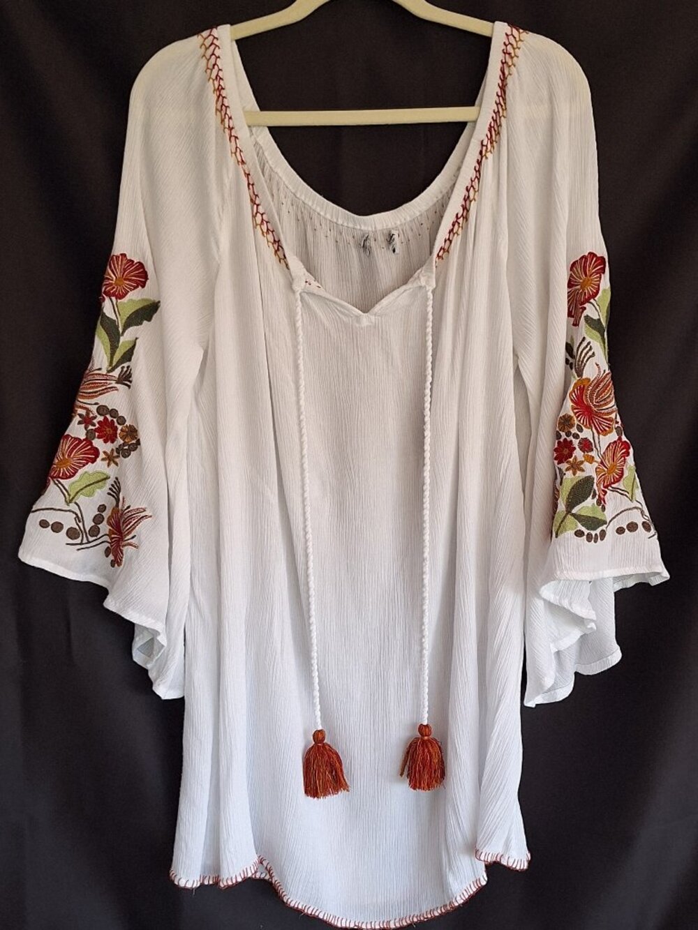 Monroe & Main 3X White Embroidered Boho Peasant Tunic Bell Sleeve Top